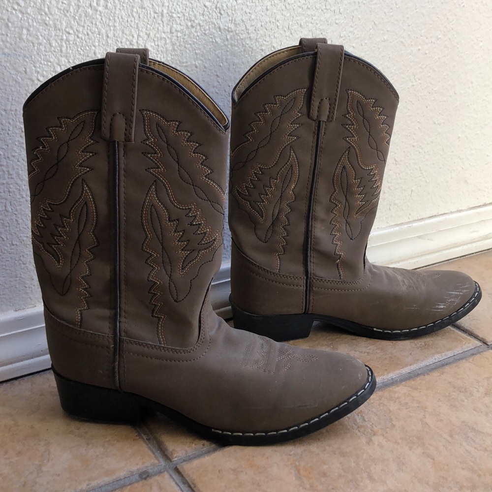 Boys Size 4 Brown Cowboy Boots